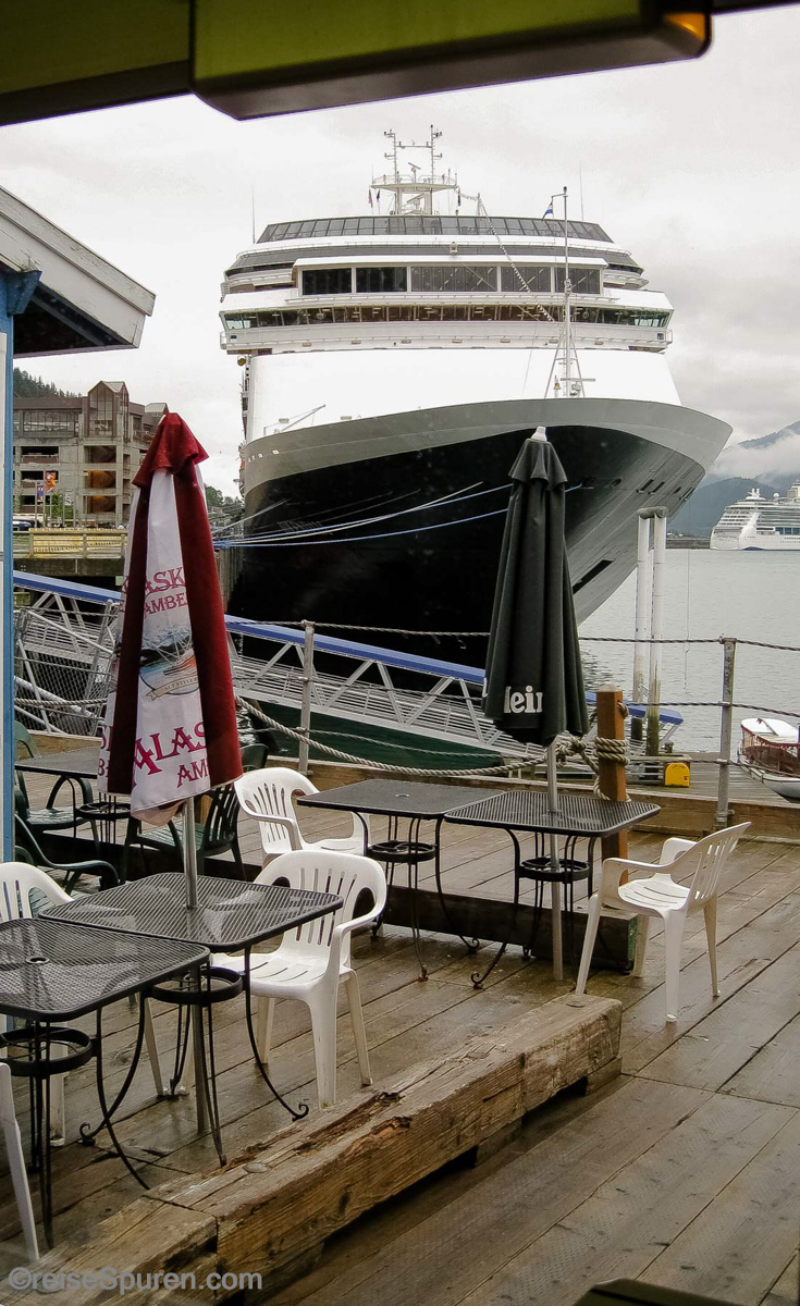 Cafe am Kreuzfahrer Pier